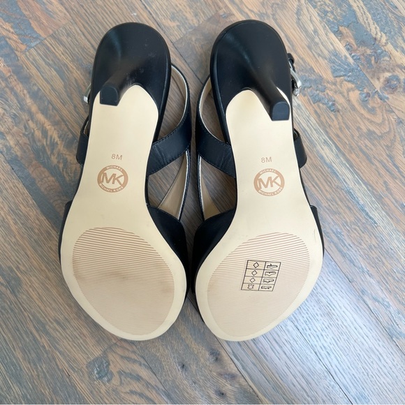 NWOT MICHAEL Michael Kors Black Heels - Picture 11 of 14